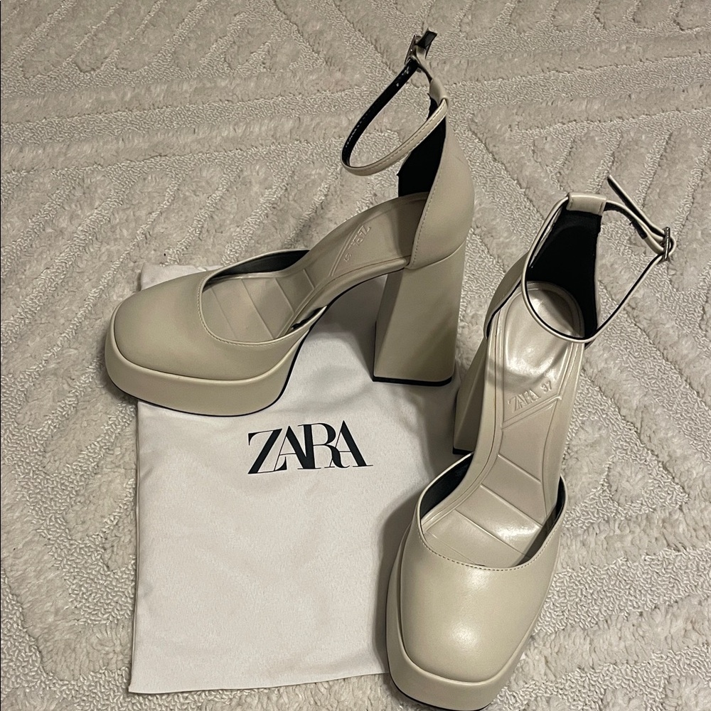 Zara Women's Elegant Cream Block Heels